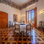 Flora 2 By Portofinohomes