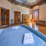Flora 2 By Portofinohomes Apartment *