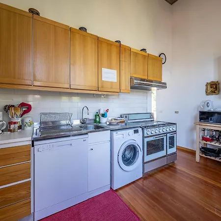 Flora 2 By Portofinohomes *