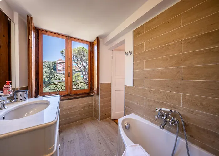 Flora 2 By Portofinohomes *